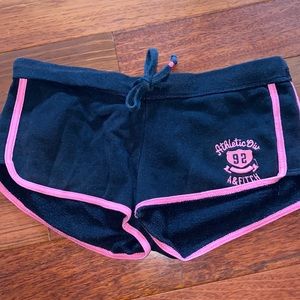 ABERCROMBIE & FITCH SHORTS
